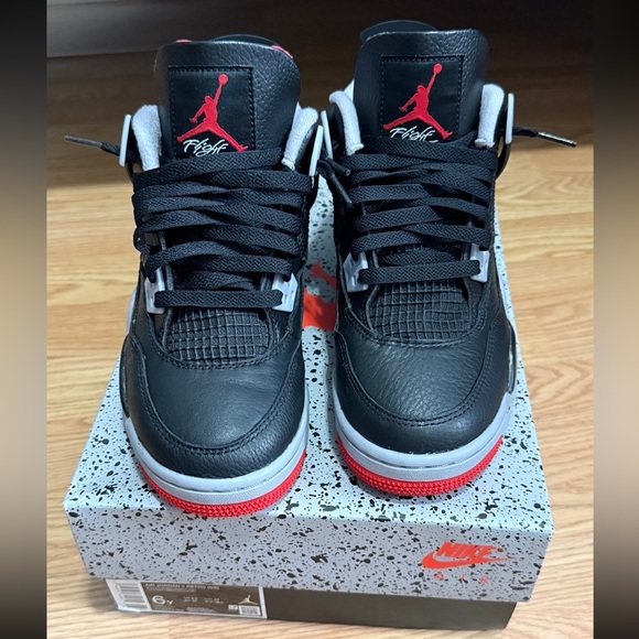 Nike Black and Red Athletic Shoes - Picture 2 of 10